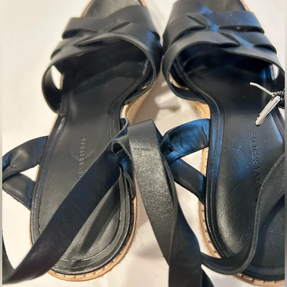 Black Leather Espadrille Wedge Sandals Adjustable Ankle Strap Sz‎ 9.5 Preowned